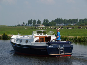 RiverCruise 31 Cabrio WS - Motorboot kopen in Friesland - Ottenhome Heeg